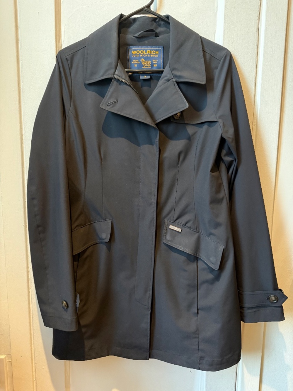 Woolrich women trench coat  black size medium